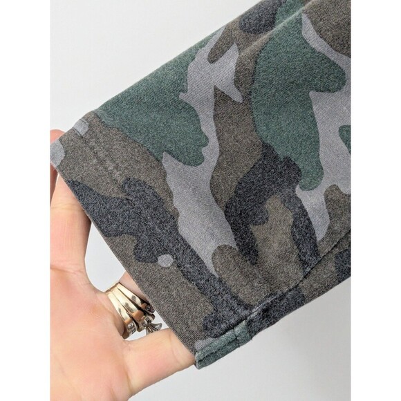 Burberry Black Label Long Sleeve Camo Black T-Shirt Size 3 Authentic Men's - Picture 5 of 9